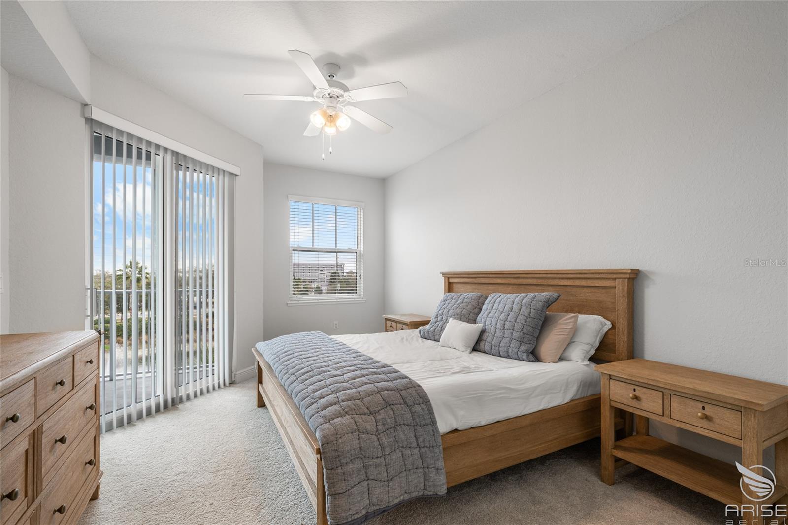 Image 31 of 52 For 1 Riverwalk Drive 306