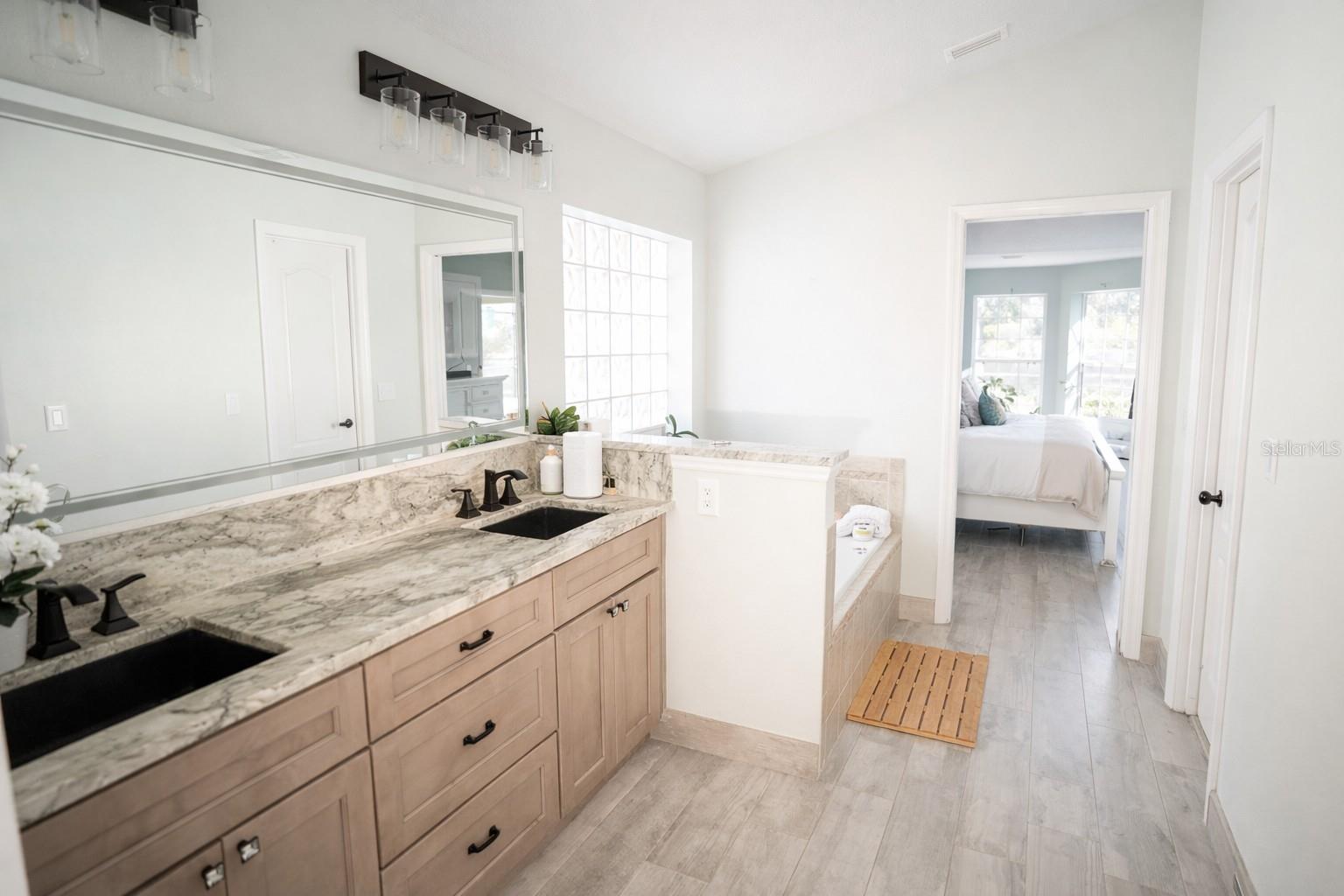 Image 12 of 21 For 731 Breezy Oak Court