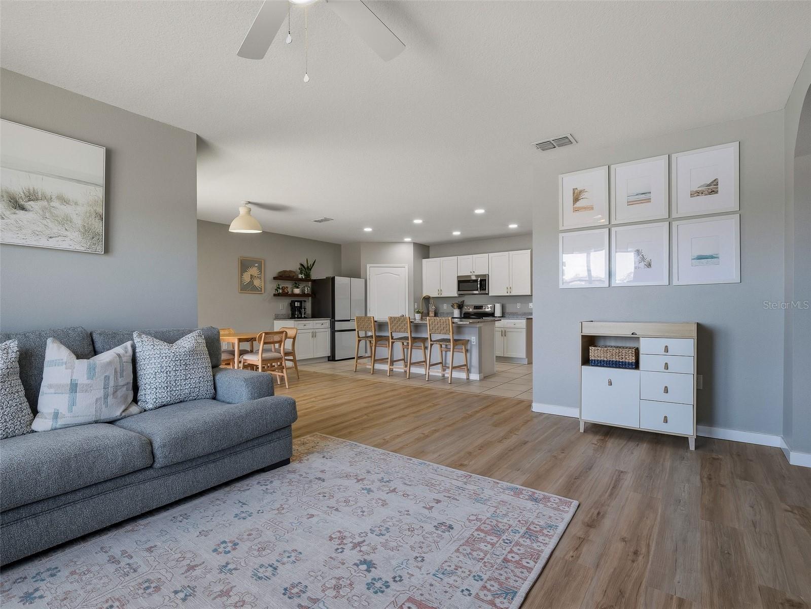 Image 17 of 53 For 459 Pink Coral Lane