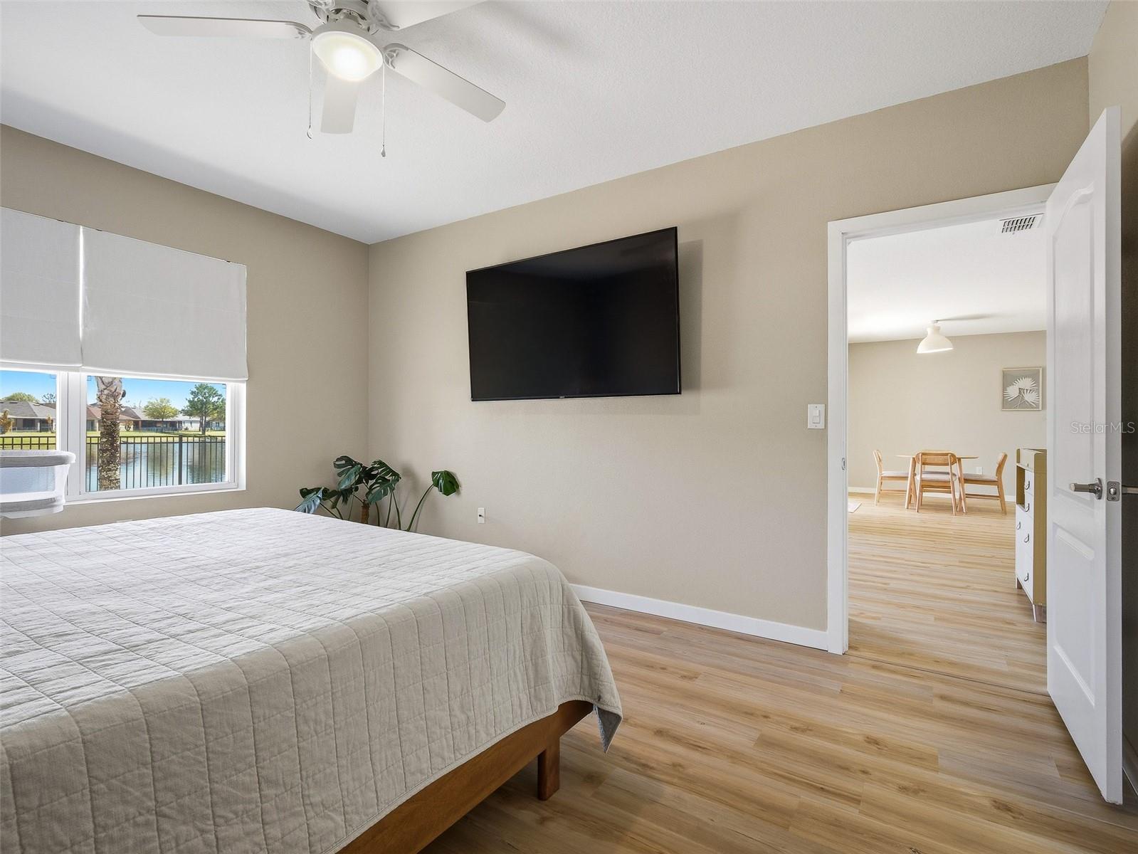 Image 21 of 53 For 459 Pink Coral Lane