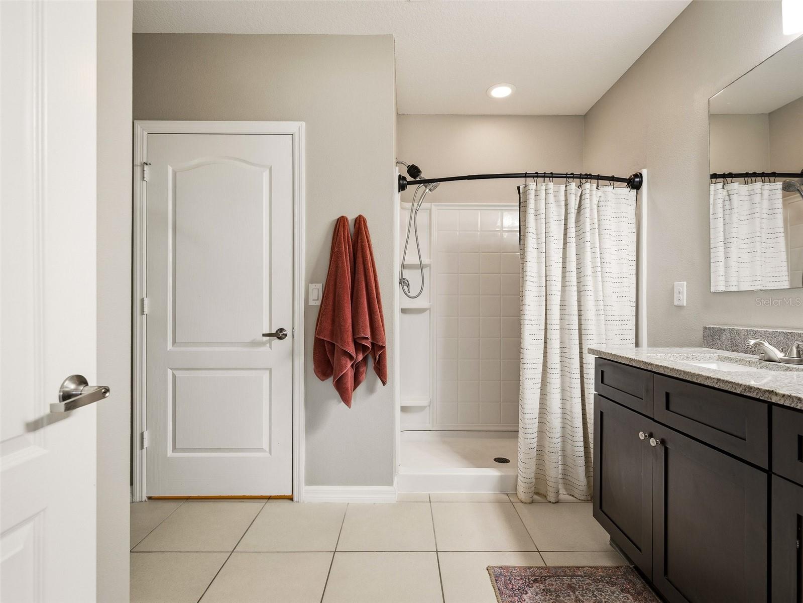 Image 23 of 53 For 459 Pink Coral Lane