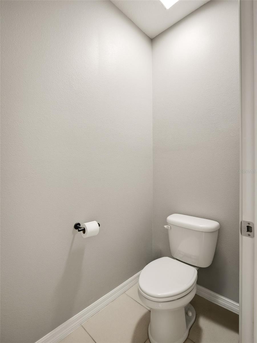 Image 26 of 53 For 459 Pink Coral Lane