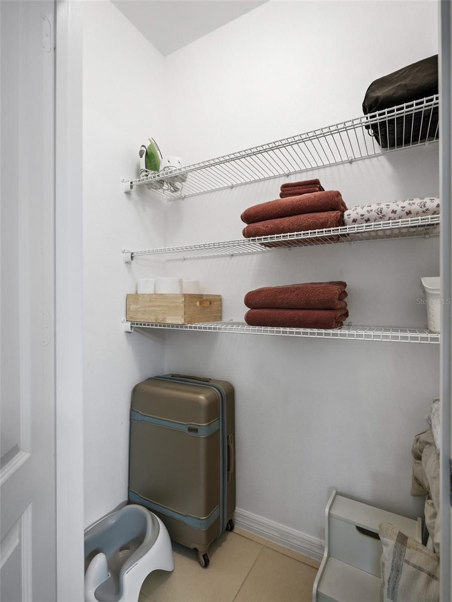 Image 27 of 53 For 459 Pink Coral Lane