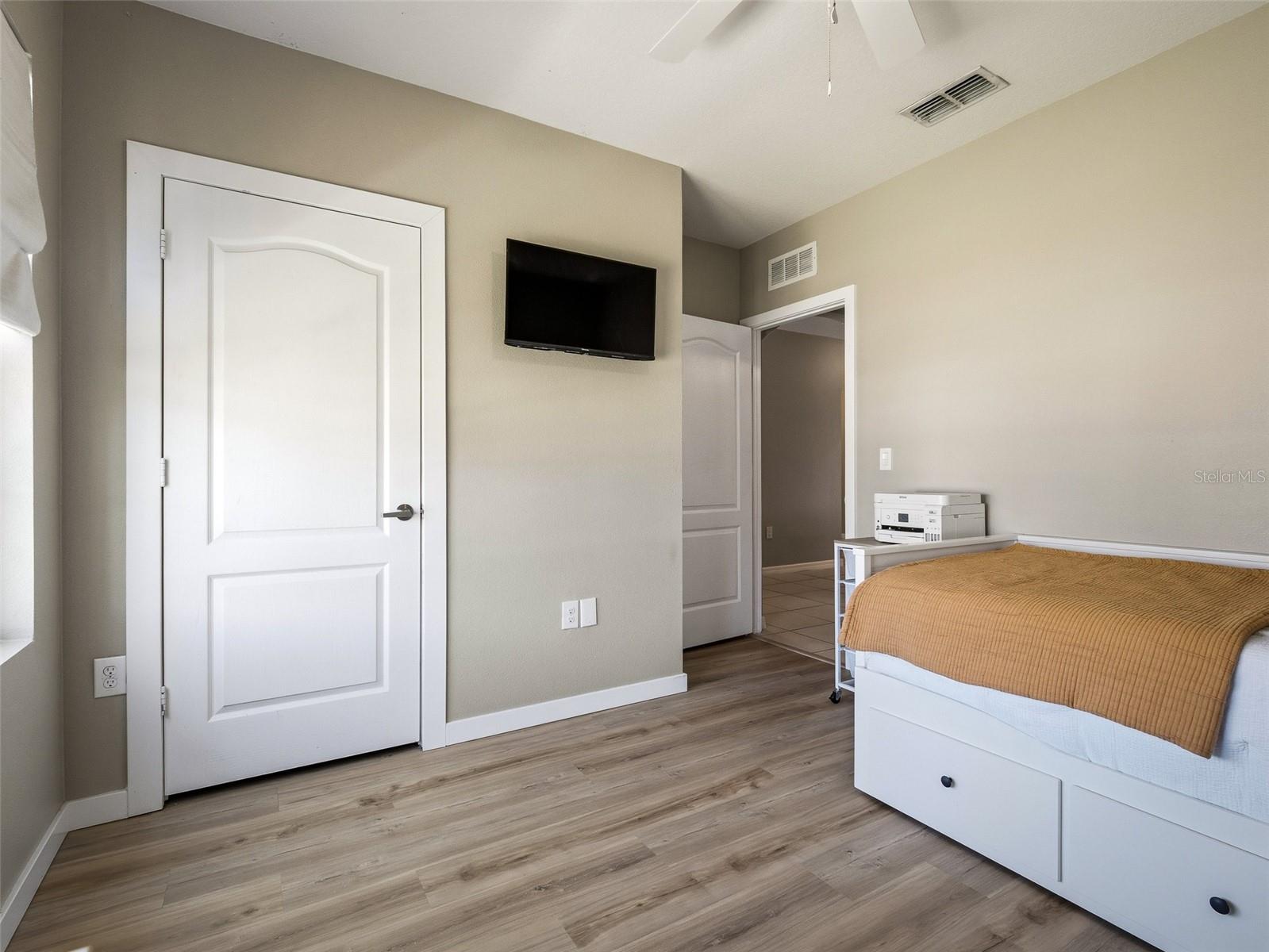 Image 35 of 53 For 459 Pink Coral Lane