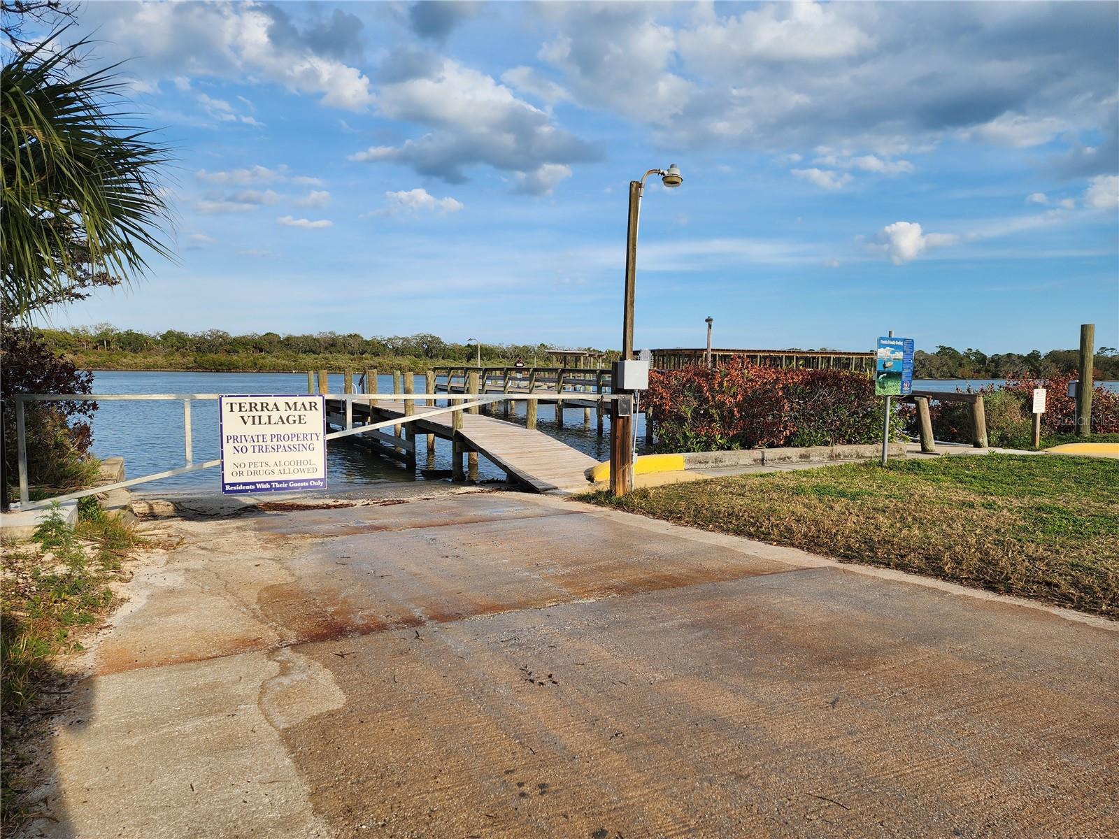 Image 20 of 21 For 133 Indian River N