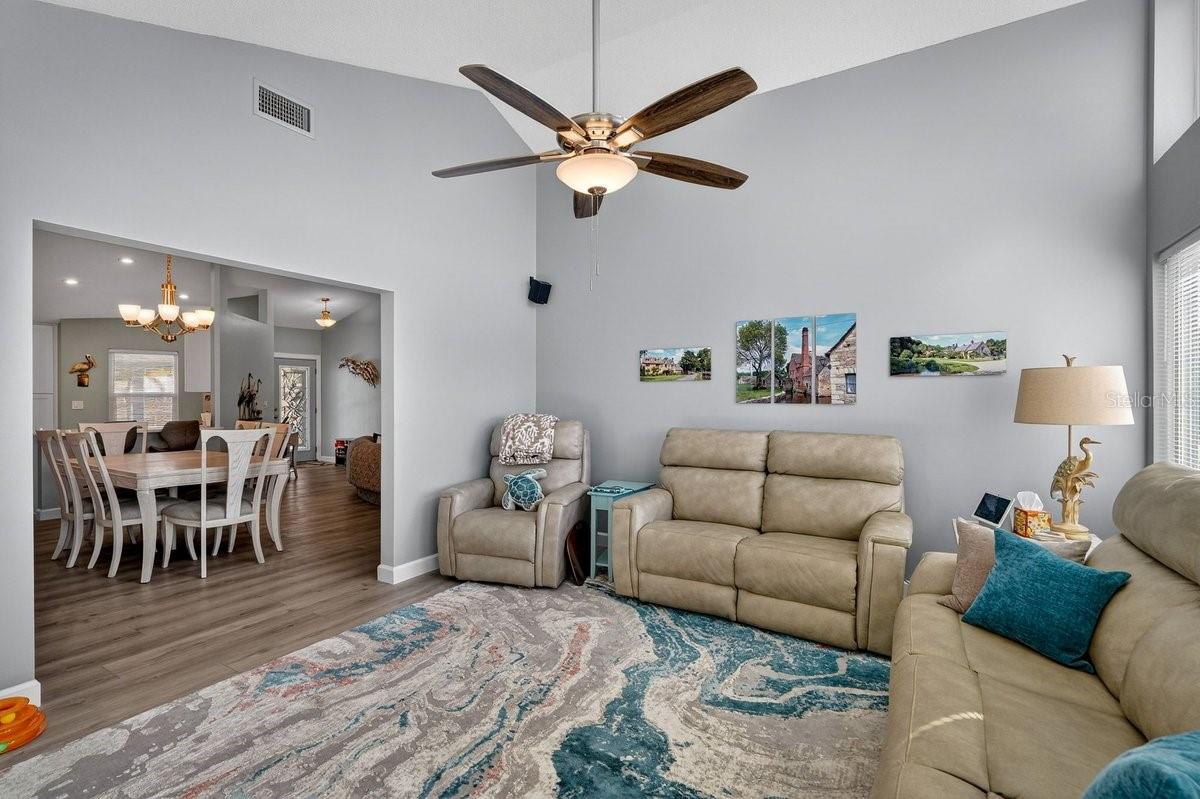 Image 11 of 54 For 331 Citrus Open Drive