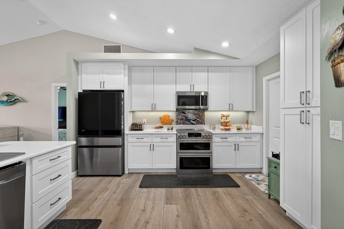 Image 14 of 54 For 331 Citrus Open Drive