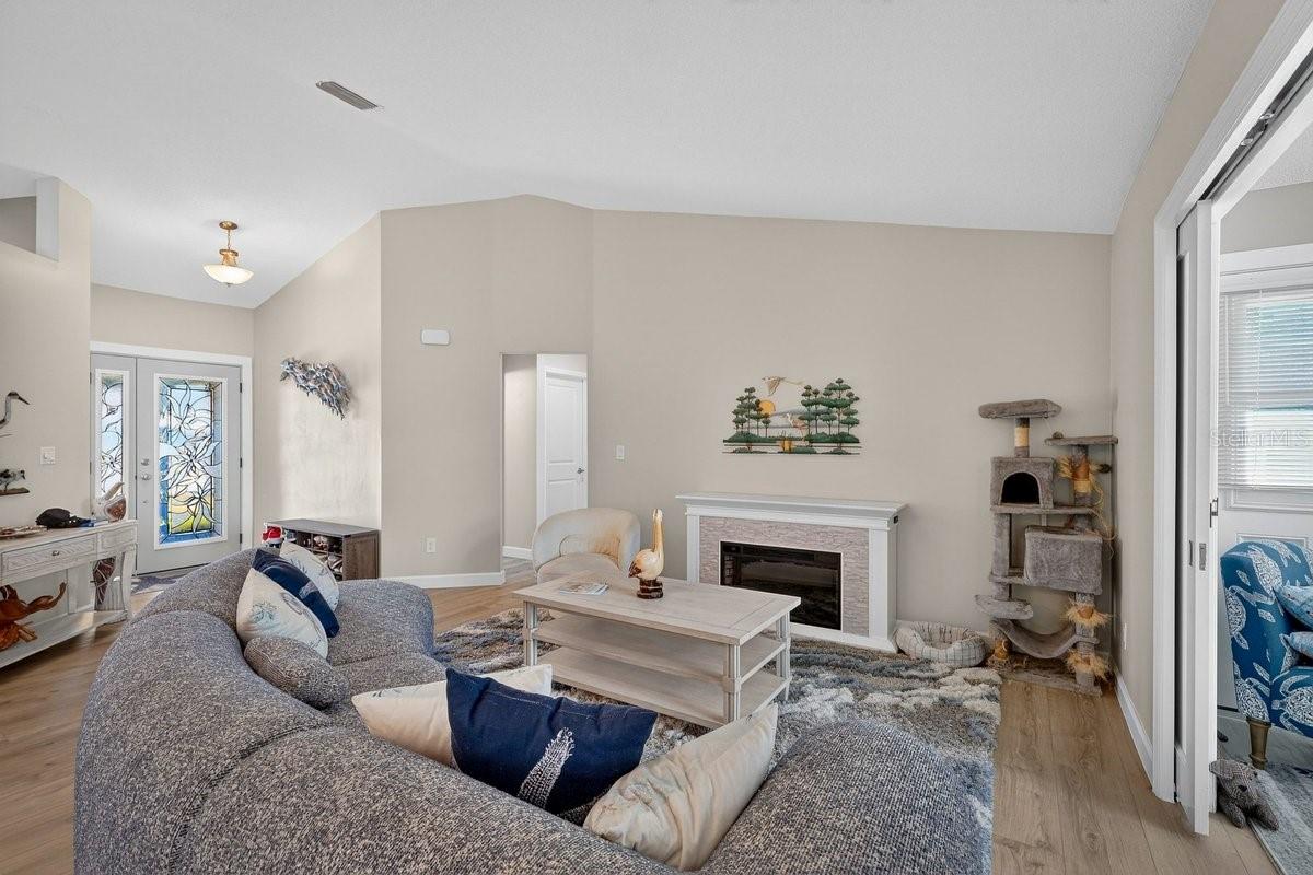 Image 6 of 54 For 331 Citrus Open Drive