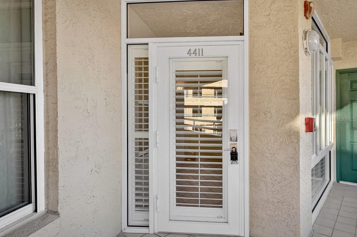 Image 20 of 51 For 4555 Atlantic Avenue 4411