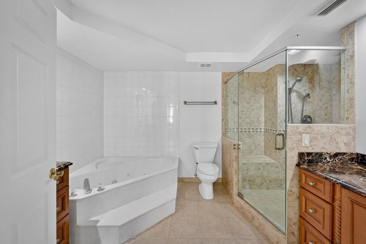 Image 27 of 51 For 4555 Atlantic Avenue 4411