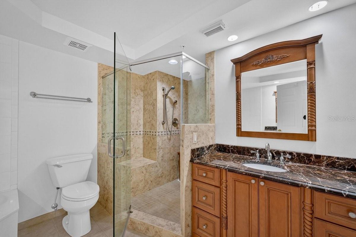 Image 30 of 51 For 4555 Atlantic Avenue 4411