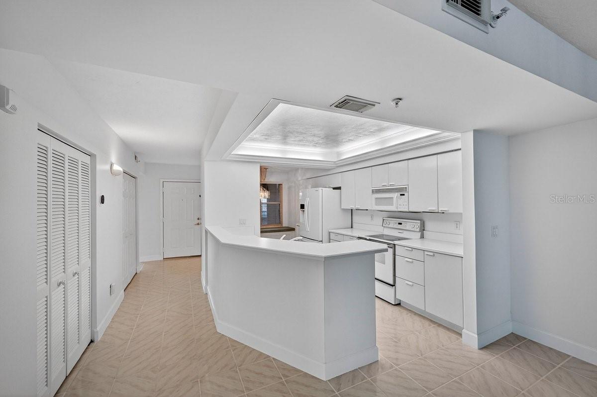 Image 31 of 51 For 4555 Atlantic Avenue 4411