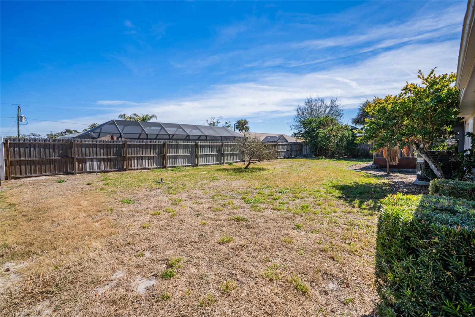 Image 27 of 31 For 743 Knollview Boulevard