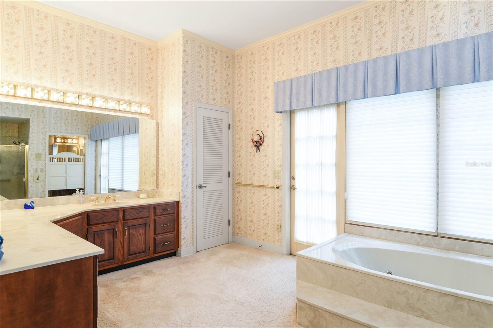 Image 32 of 55 For 2333 Southern Pines Place