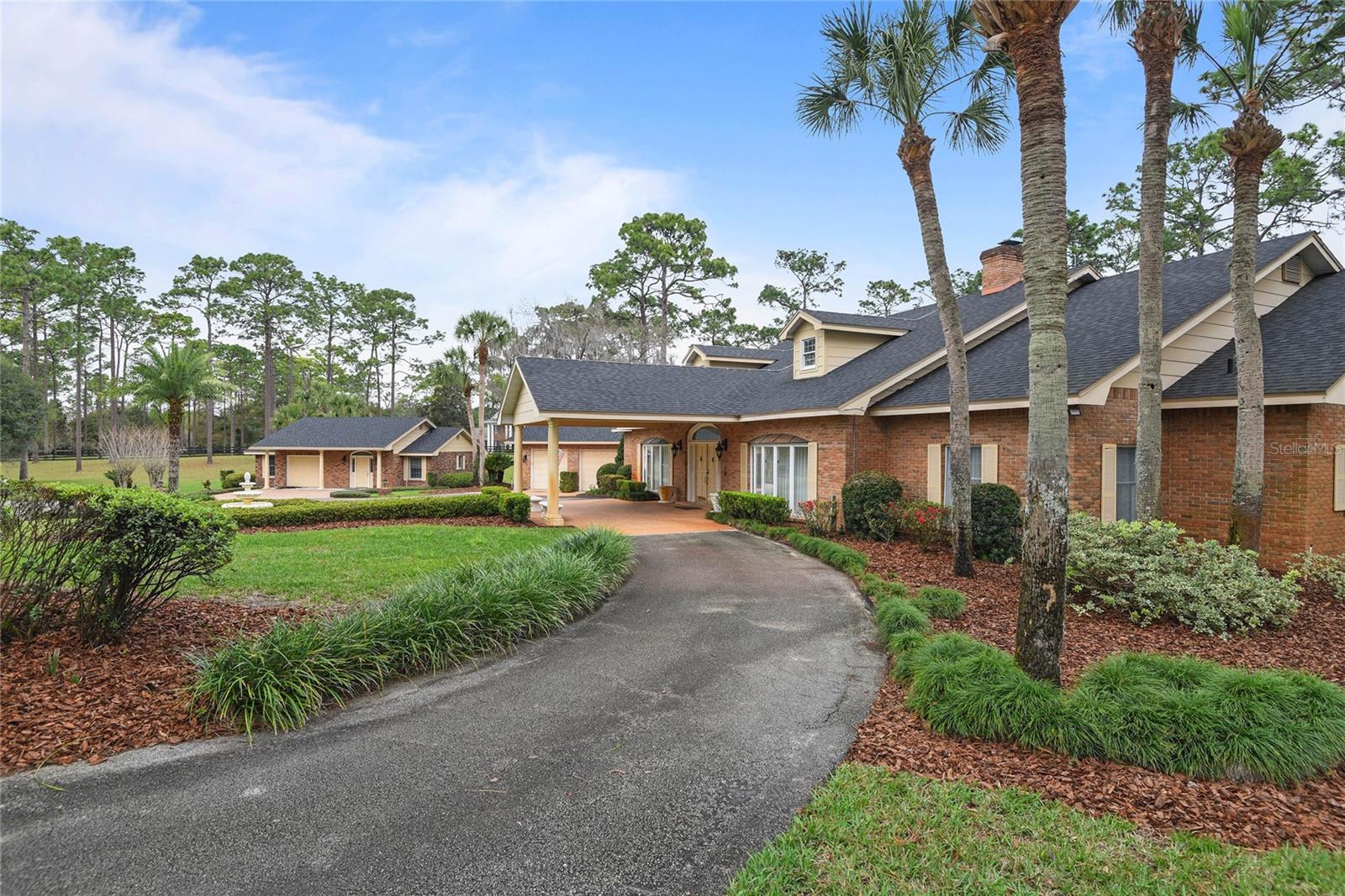 Image 4 of 55 For 2333 Southern Pines Place