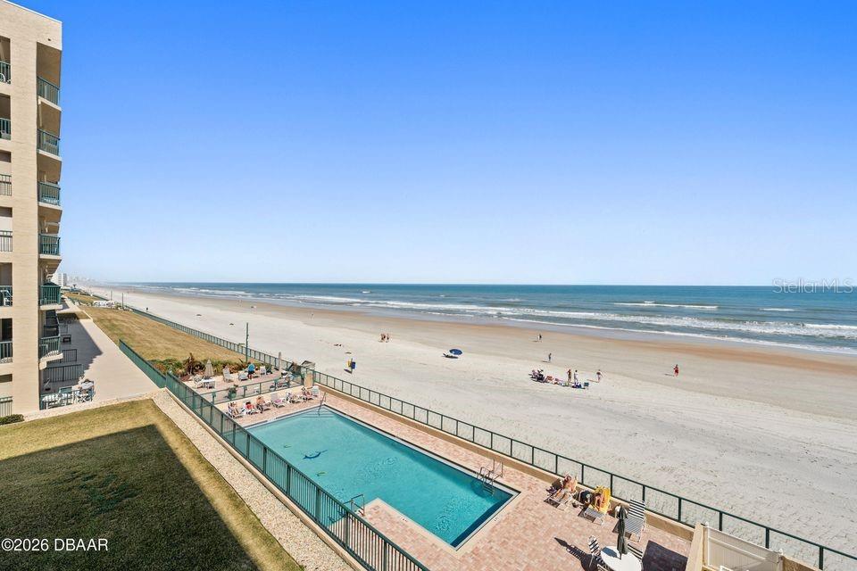 Image 3 of 47 For 4575 Atlantic Avenue 6303