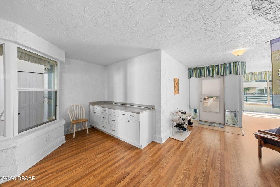 Image 37 of 47 For 4575 Atlantic Avenue 6303