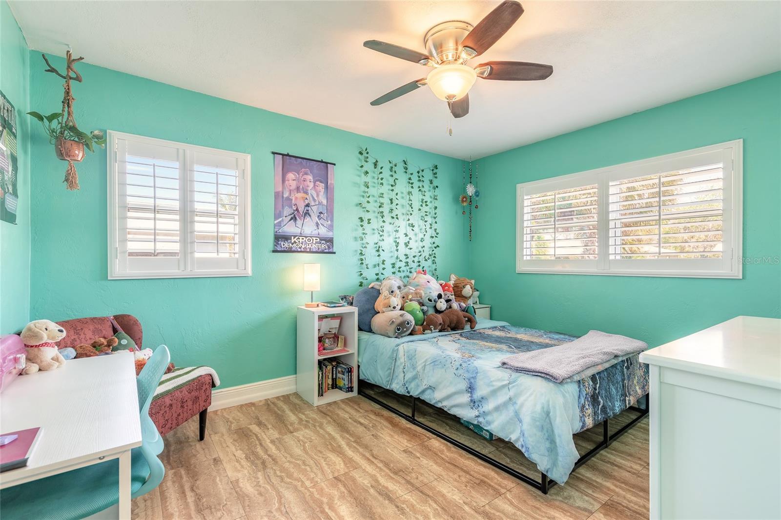 Image 19 of 39 For 220 Leisure Circle