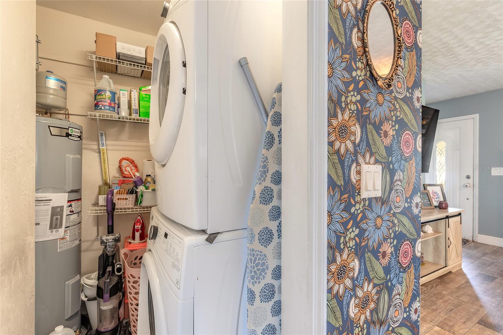 Image 26 of 39 For 220 Leisure Circle