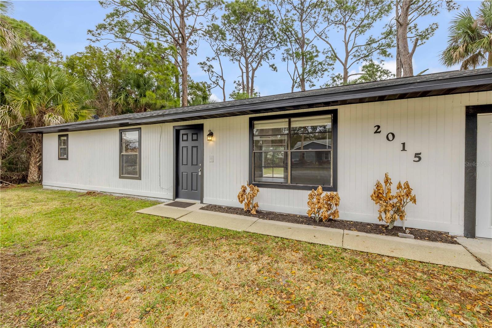 Image 11 of 58 For 2015 India Palm Drive