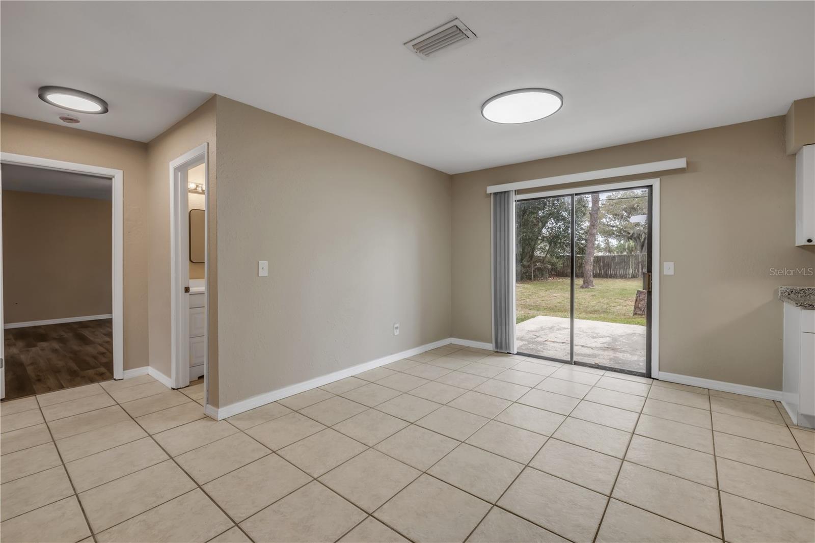 Image 17 of 58 For 2015 India Palm Drive