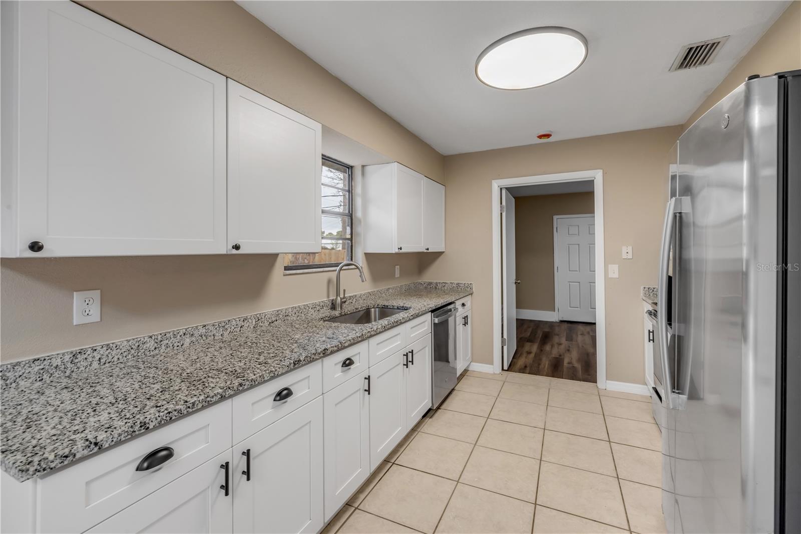 Image 21 of 58 For 2015 India Palm Drive