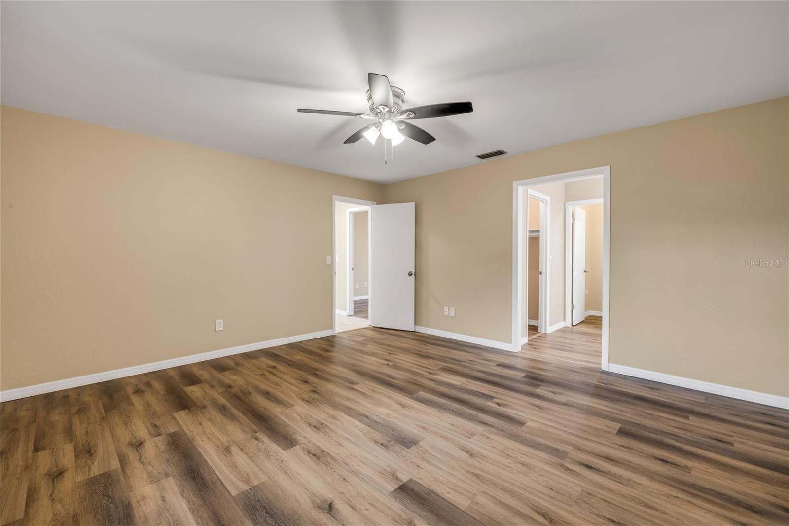 Image 37 of 58 For 2015 India Palm Drive