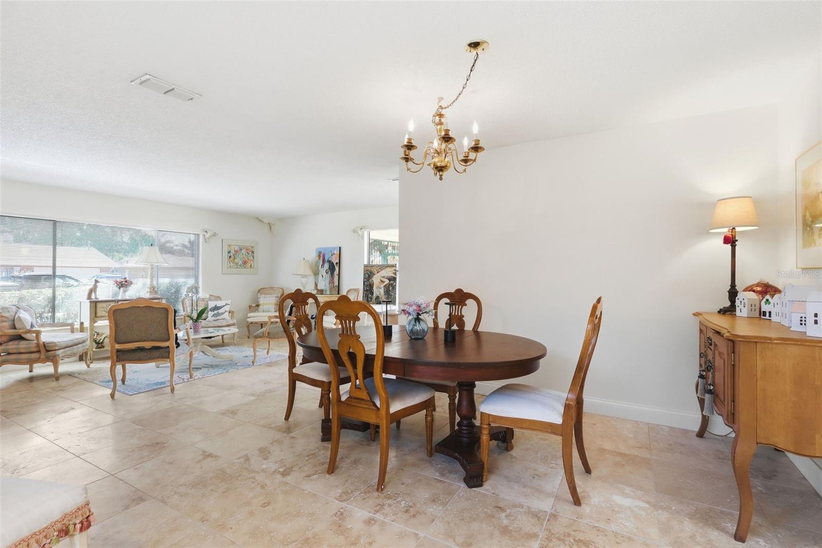 Image 14 of 44 For 727 Green Road