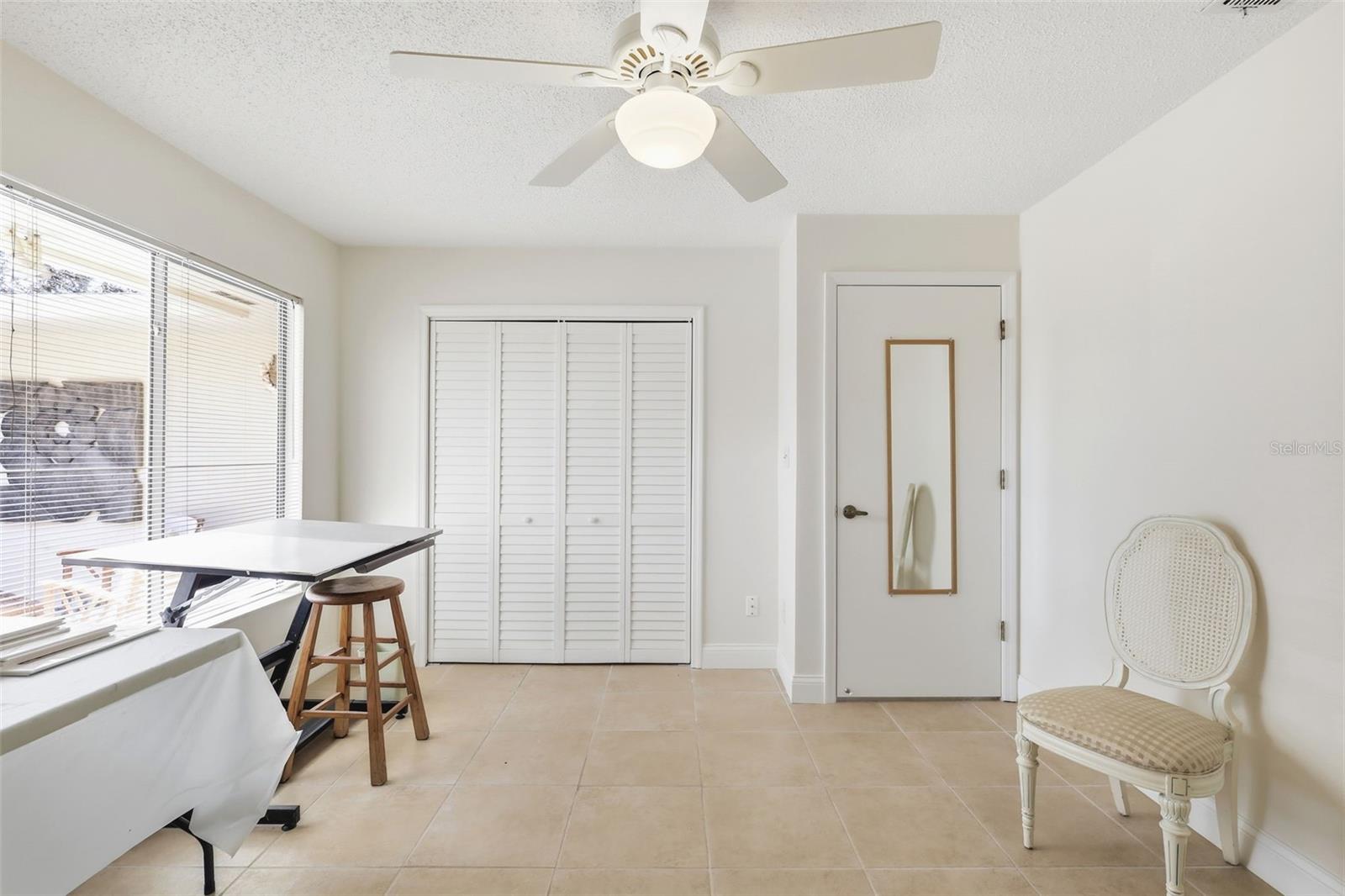 Image 28 of 44 For 727 Green Road