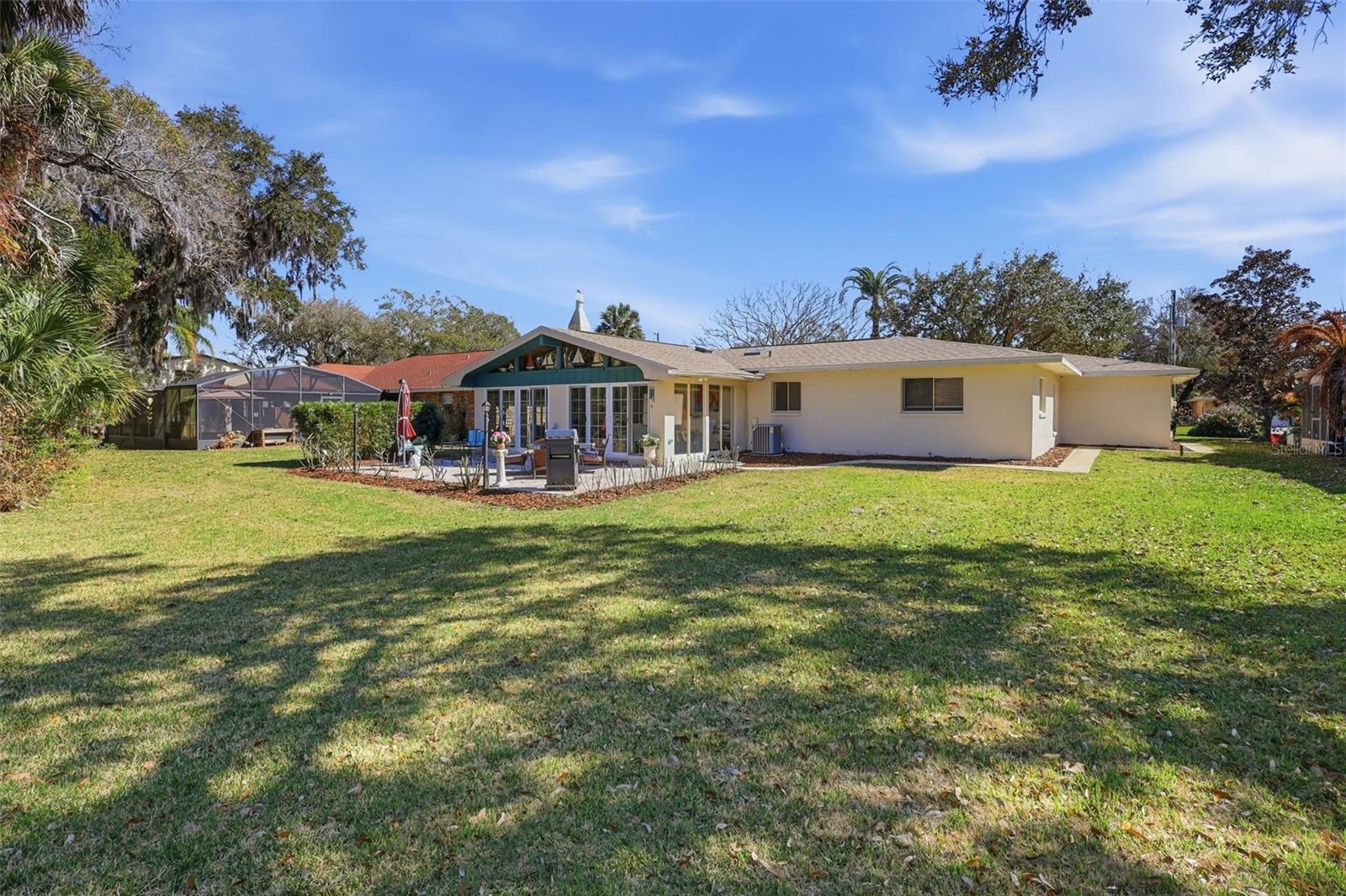 Image 43 of 44 For 727 Green Road