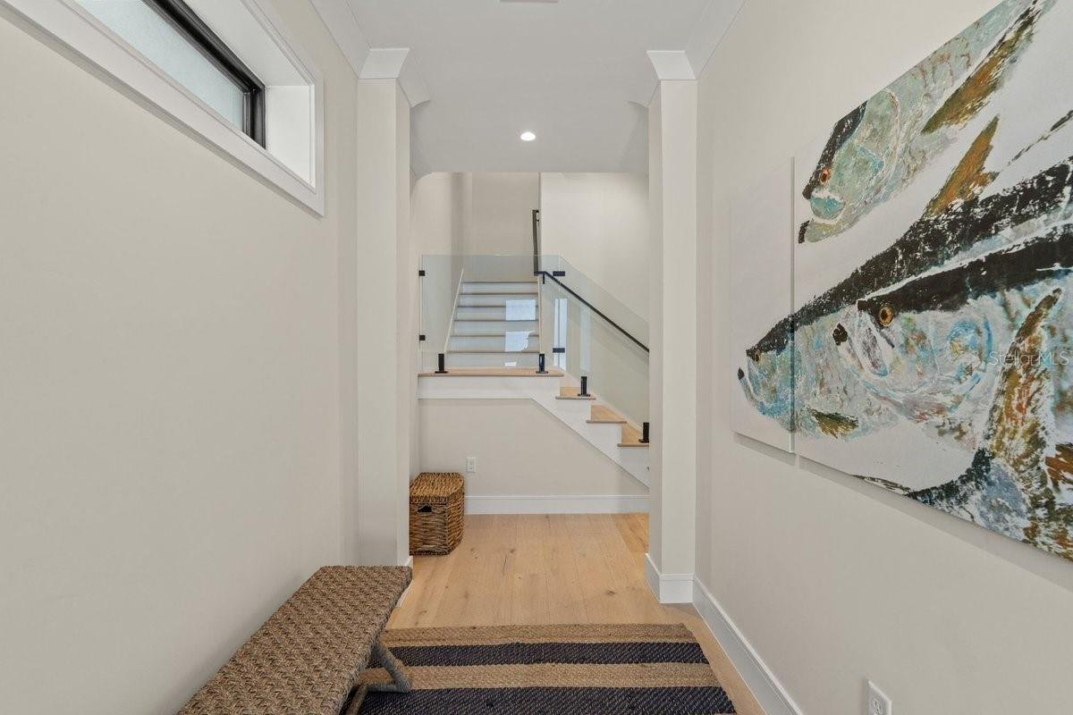 Image 10 of 70 For 552 Peninsula Avenue