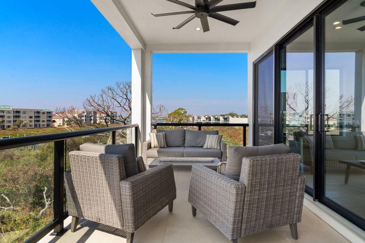 Image 28 of 70 For 552 Peninsula Avenue