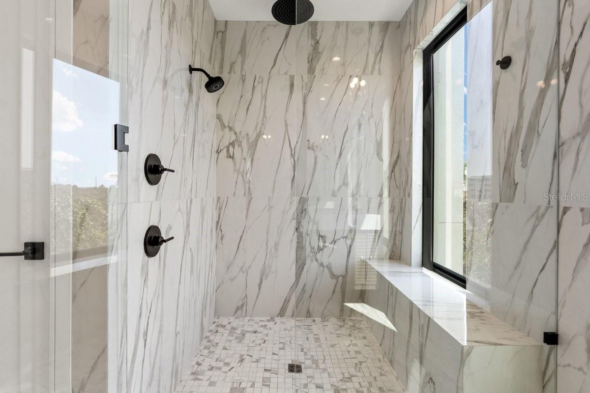 Image 36 of 70 For 552 Peninsula Avenue