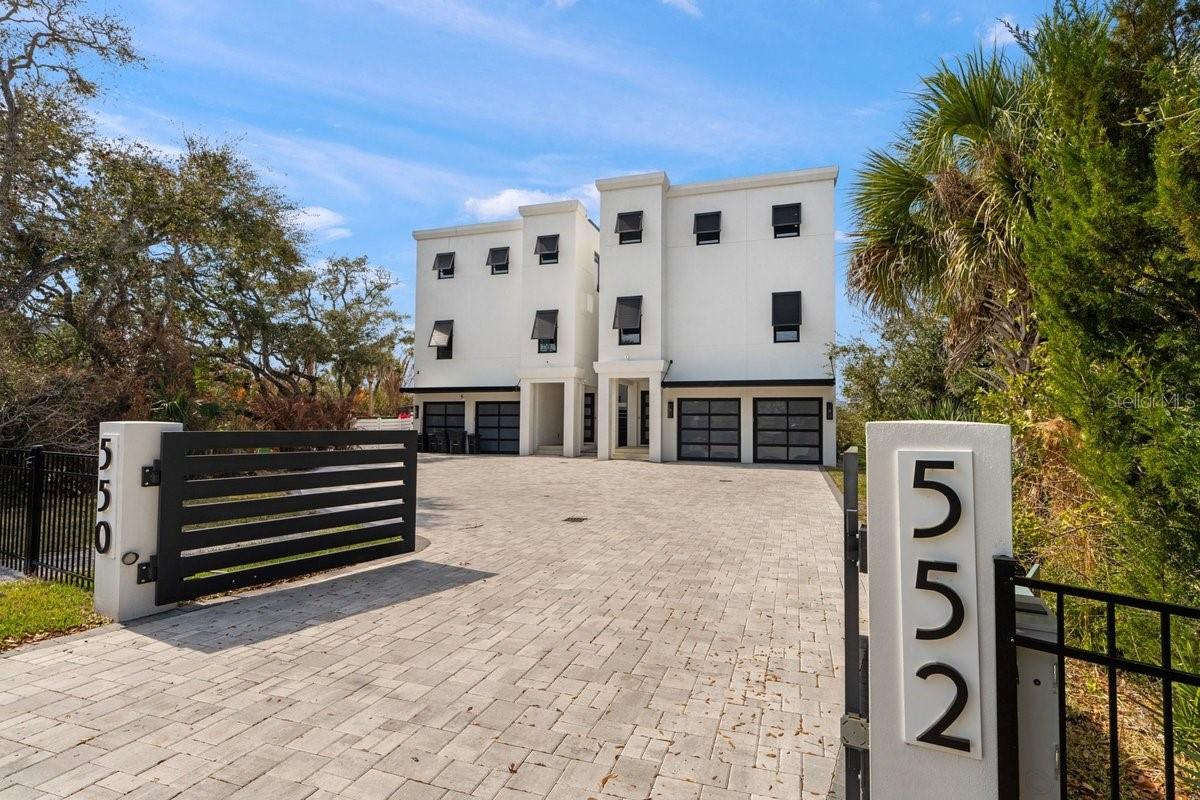 Image 59 of 70 For 552 Peninsula Avenue