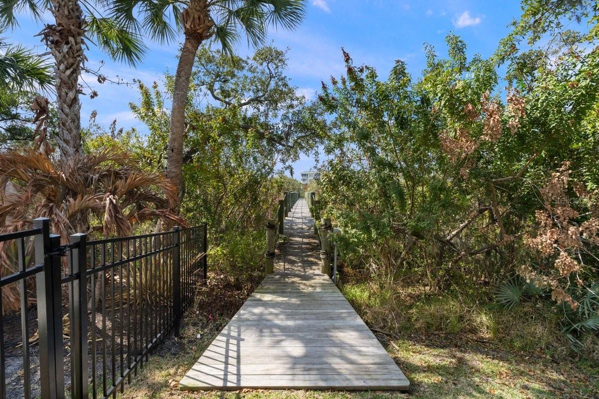 Image 69 of 70 For 552 Peninsula Avenue