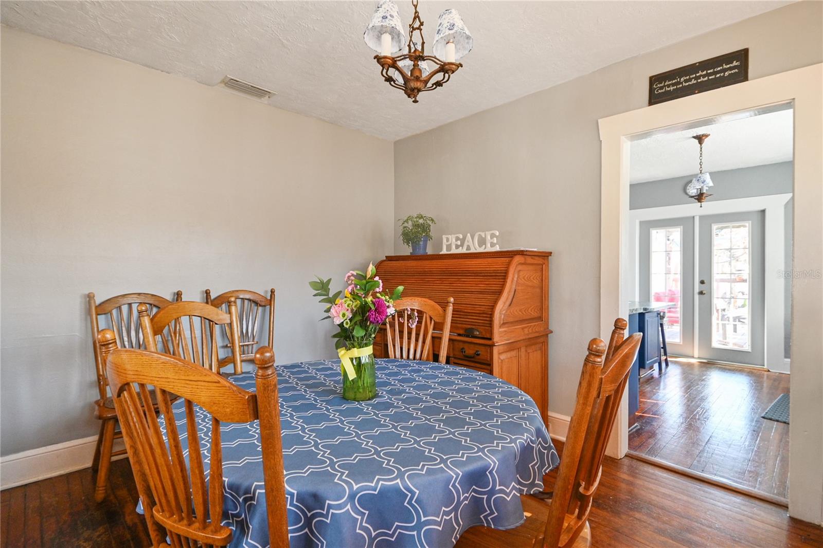 Image 15 of 42 For 118 Yelkca Terrace