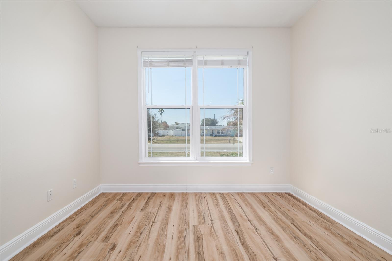 Image 17 of 31 For 4609 Atlantic Avenue