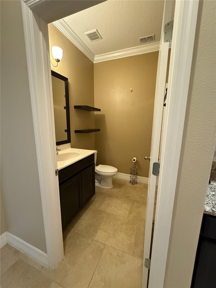 Image 20 of 39 For 264 Birkdale Drive