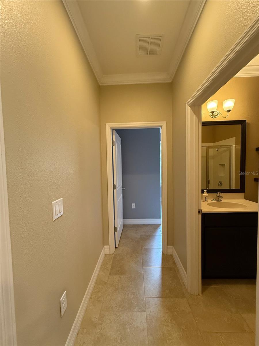 Image 21 of 39 For 264 Birkdale Drive