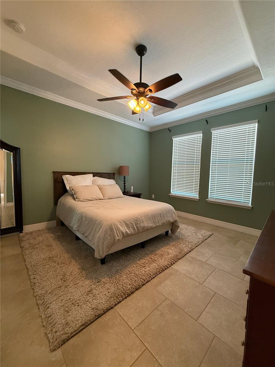 Image 24 of 39 For 264 Birkdale Drive