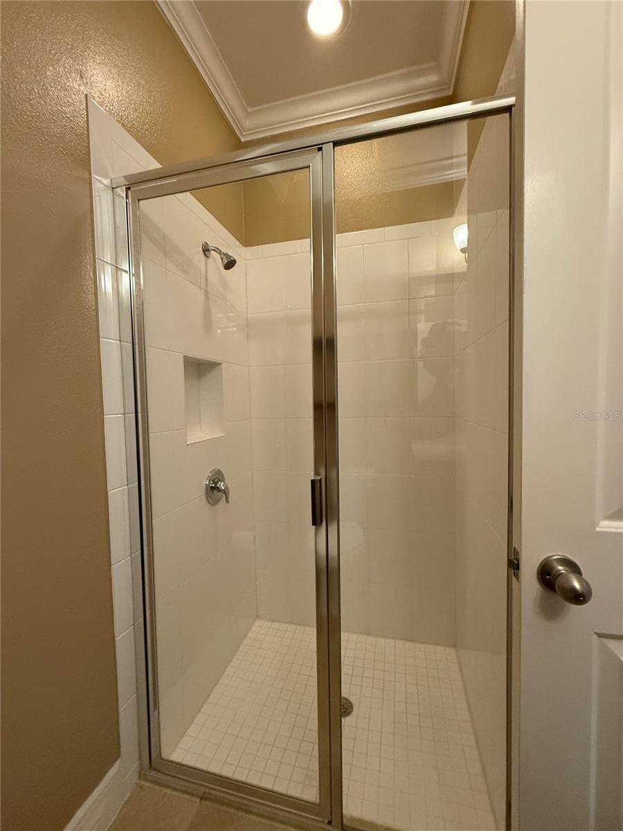 Image 26 of 39 For 264 Birkdale Drive