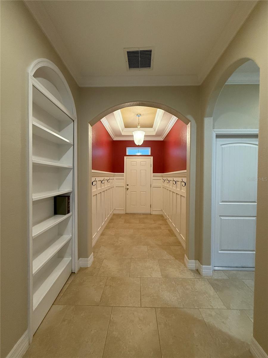 Image 5 of 39 For 264 Birkdale Drive