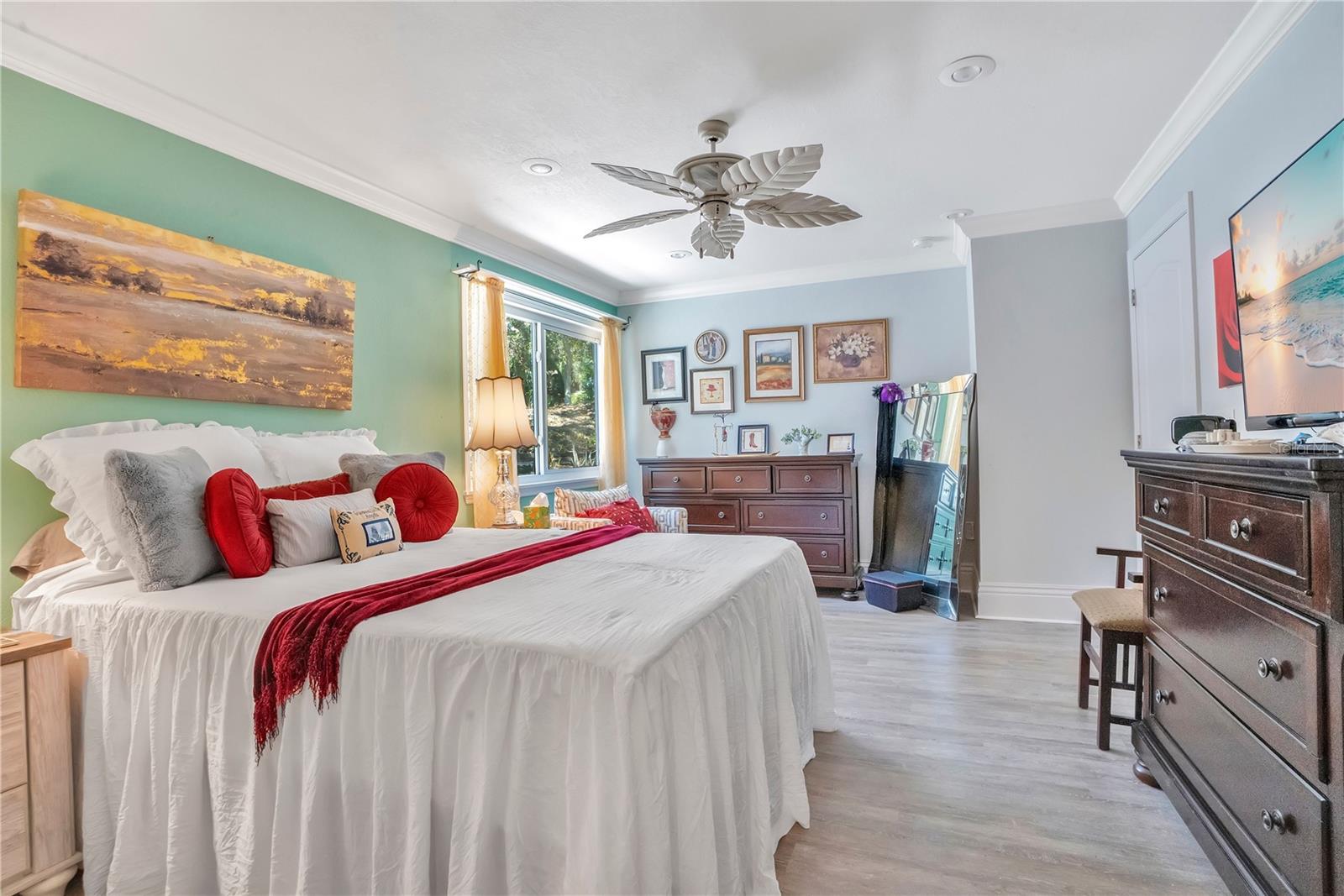 Image 20 of 45 For 4300 Gull Cove