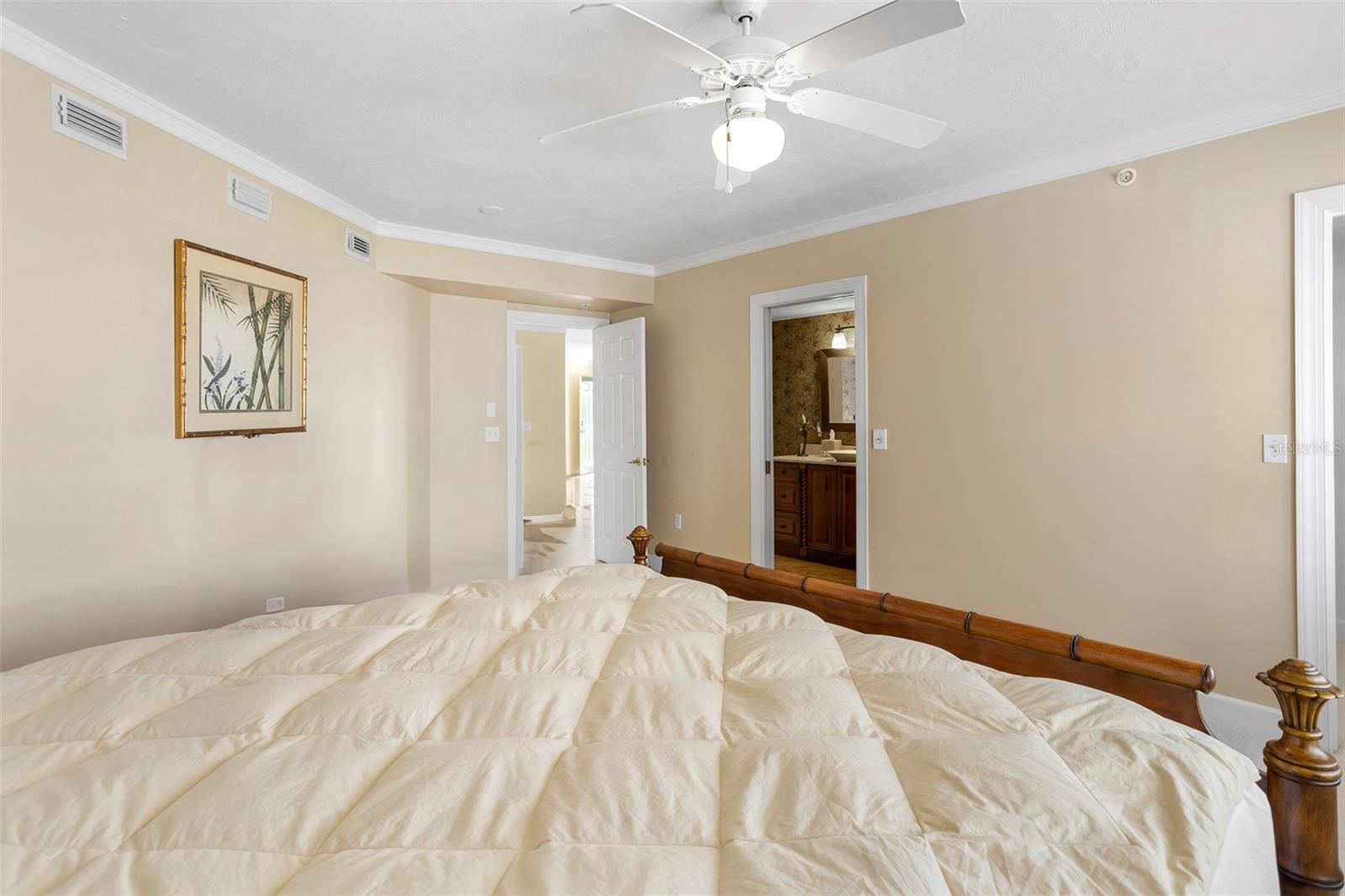 Image 21 of 40 For 4621 Atlantic Avenue 7101