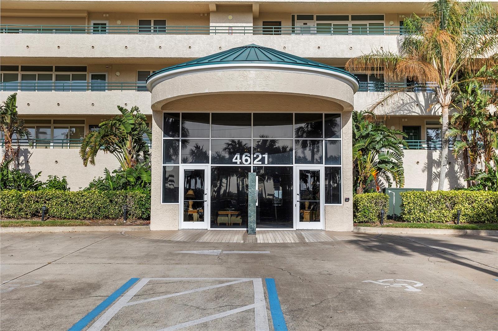 Image 3 of 40 For 4621 Atlantic Avenue 7101