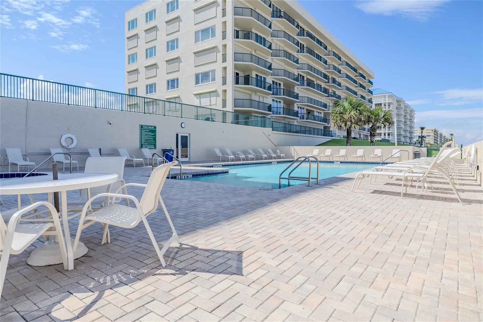 Image 37 of 40 For 4621 Atlantic Avenue 7101