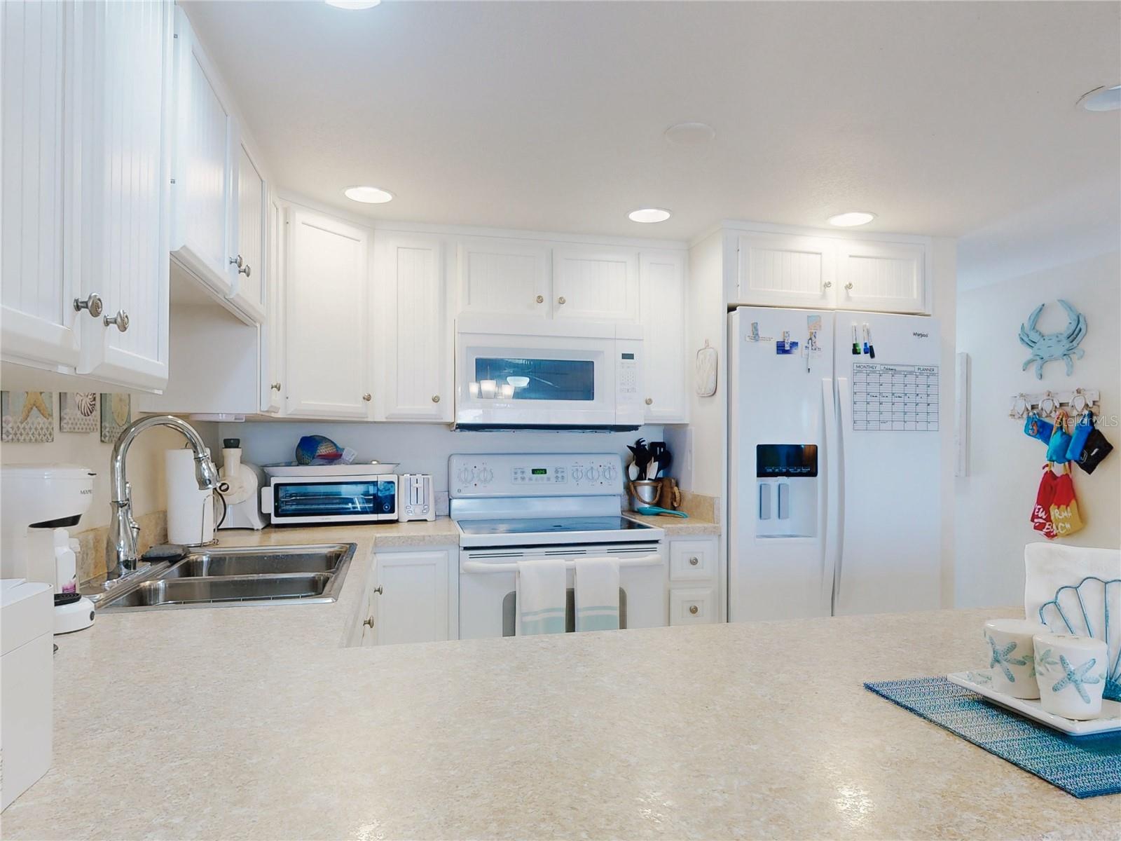 Image 17 of 56 For 4849 Saxon Drive B106