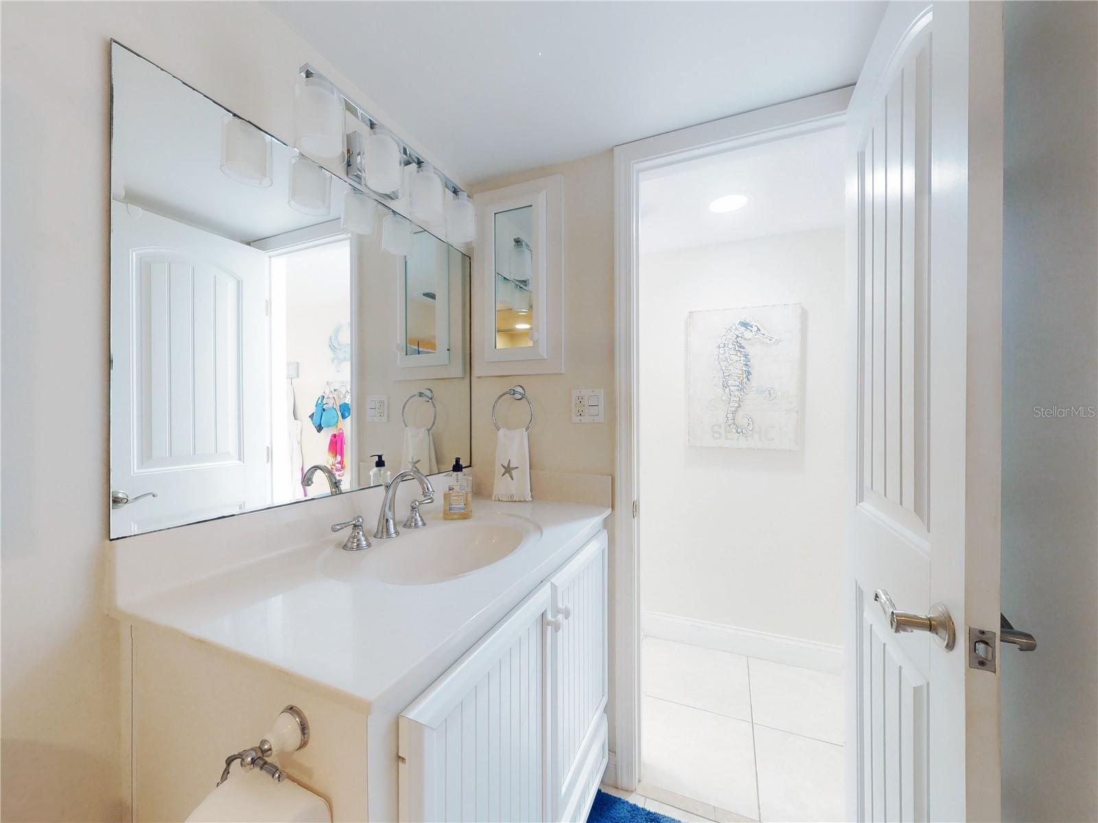 Image 6 of 56 For 4849 Saxon Drive B106