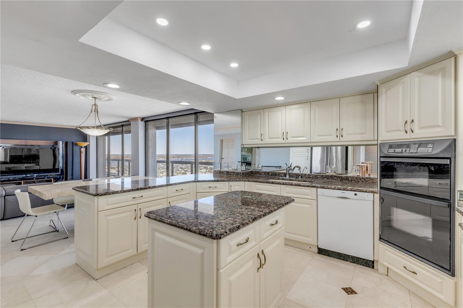 Image 20 of 100 For 3000 Atlantic Avenue 180