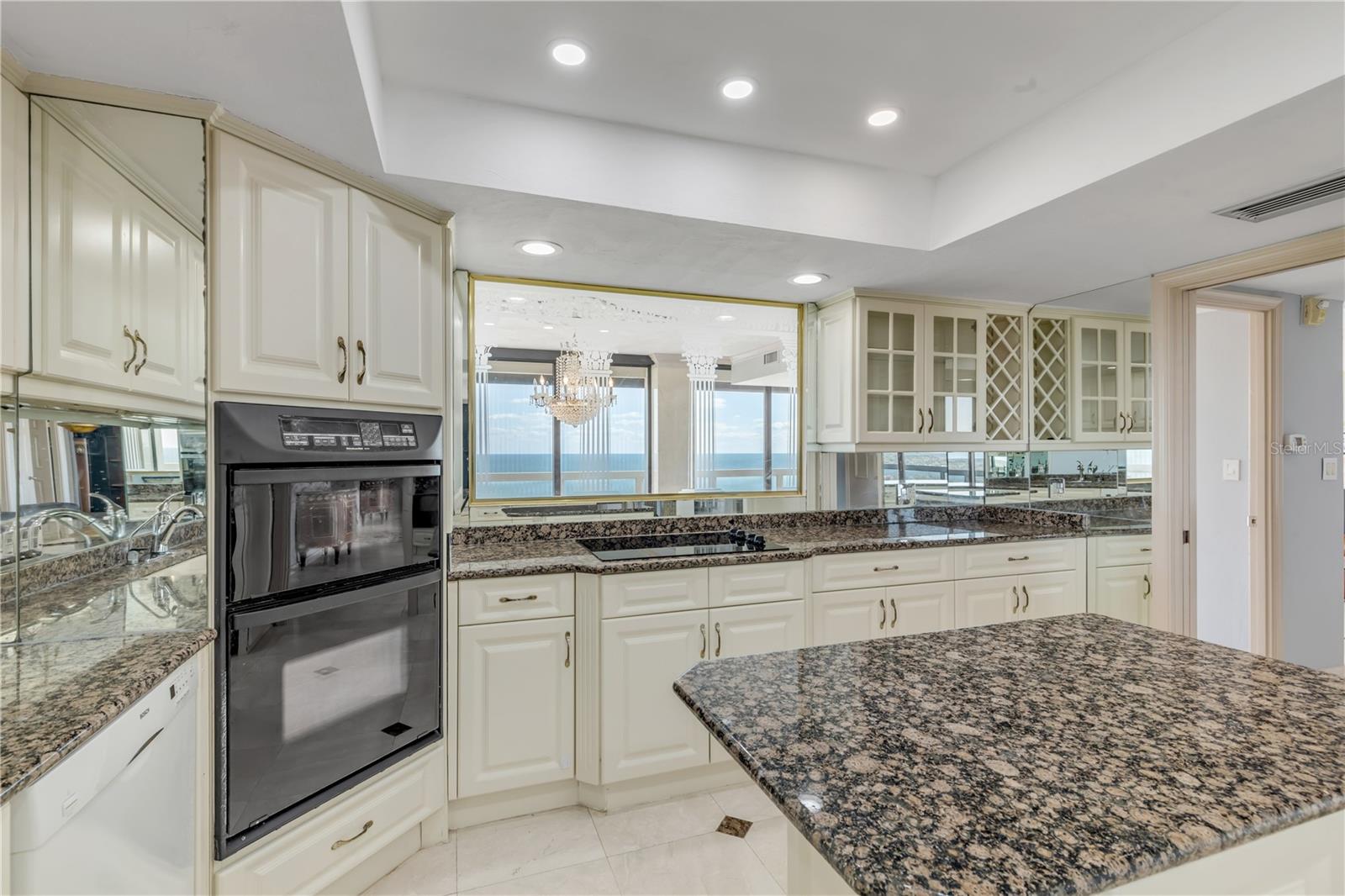 Image 24 of 100 For 3000 Atlantic Avenue 180